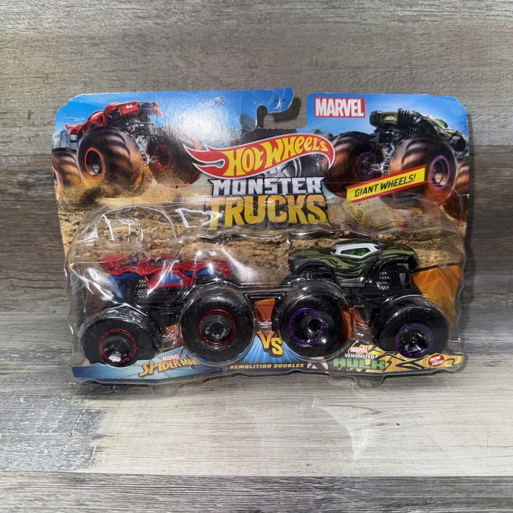 Hot Wheels Monster Trucks Demolition Doubles Spider-Man vs Venomized Hulk 1:64